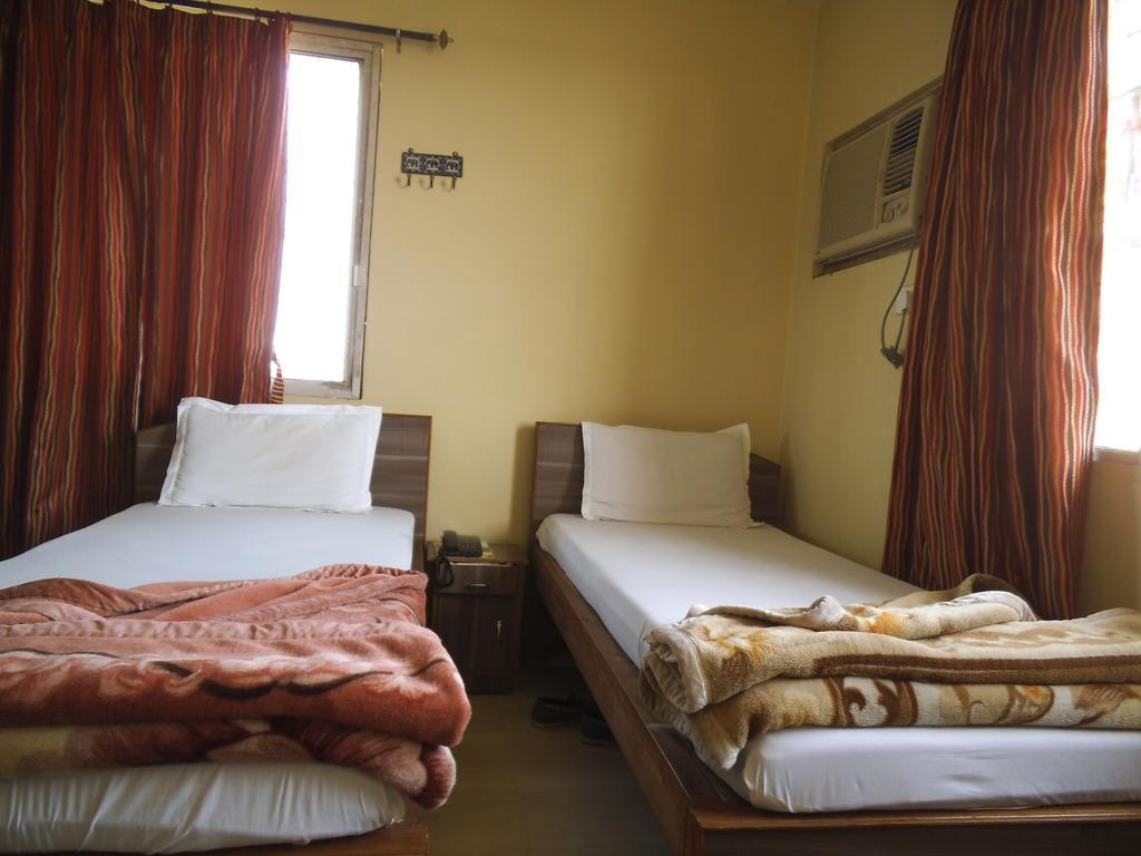 Hotel City Centre Agartala Zimmer foto