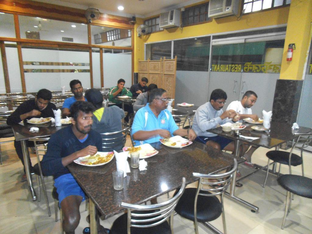 Hotel City Centre Agartala Exterior foto