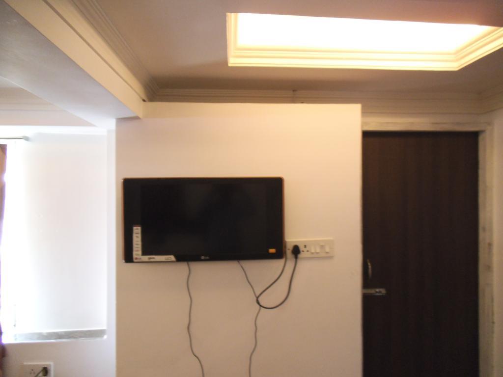 Hotel City Centre Agartala Exterior foto